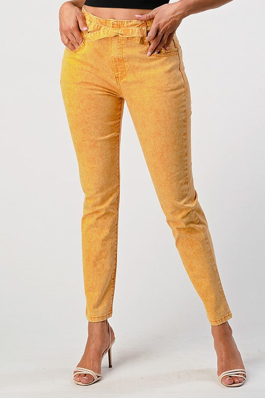 HIGH RISE BELTED ACID WASHED DYED SKINNY PANTS